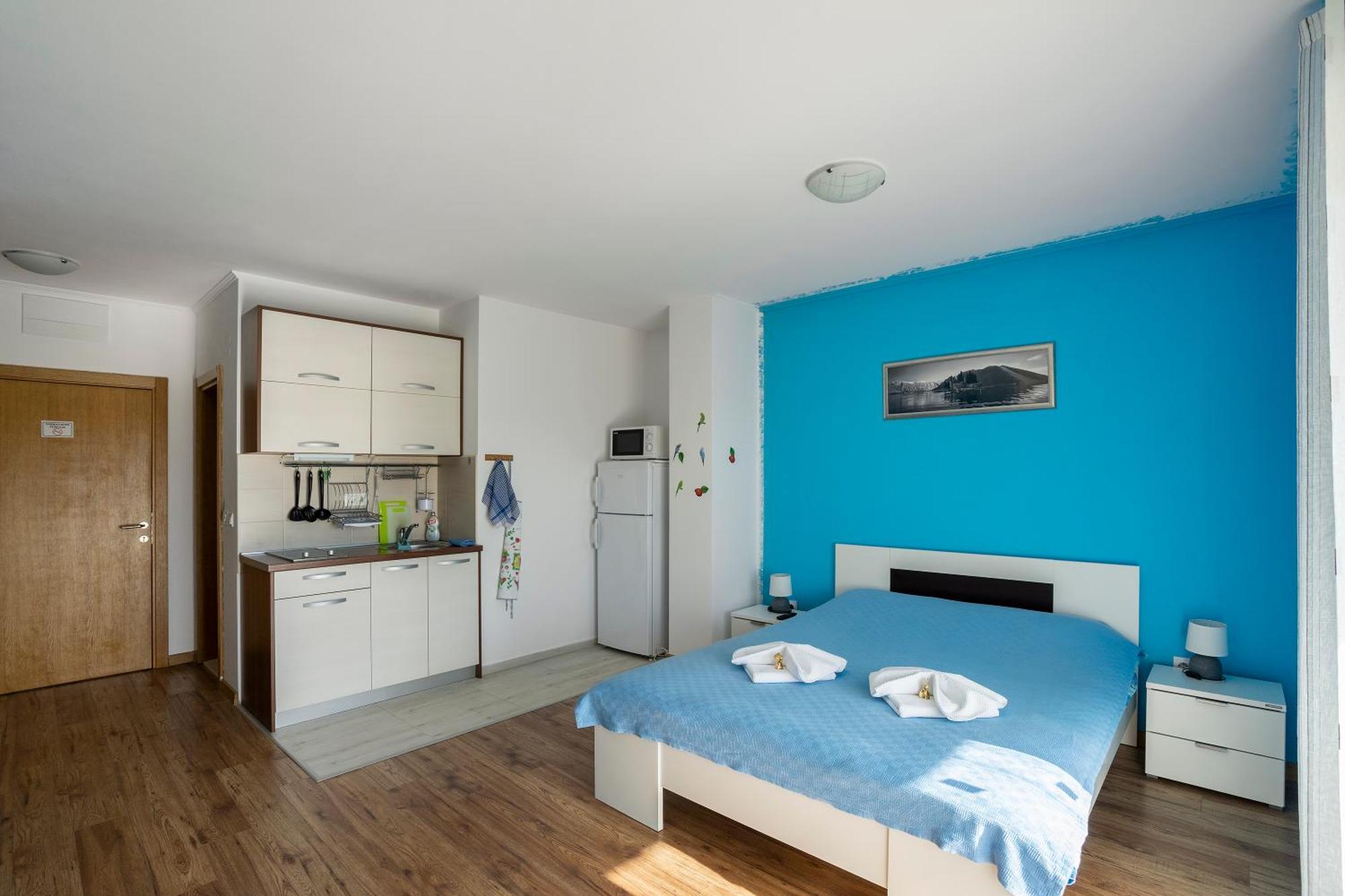 Apartments Viktoria ติวัต ภายนอก รูปภาพ